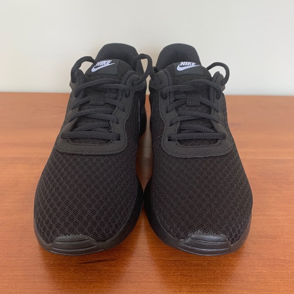 Nike Sneakers - Picture 3 of 7